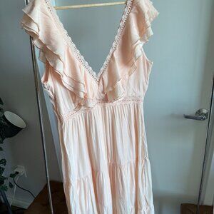 V-neck beachy light pink maxi dress - size L